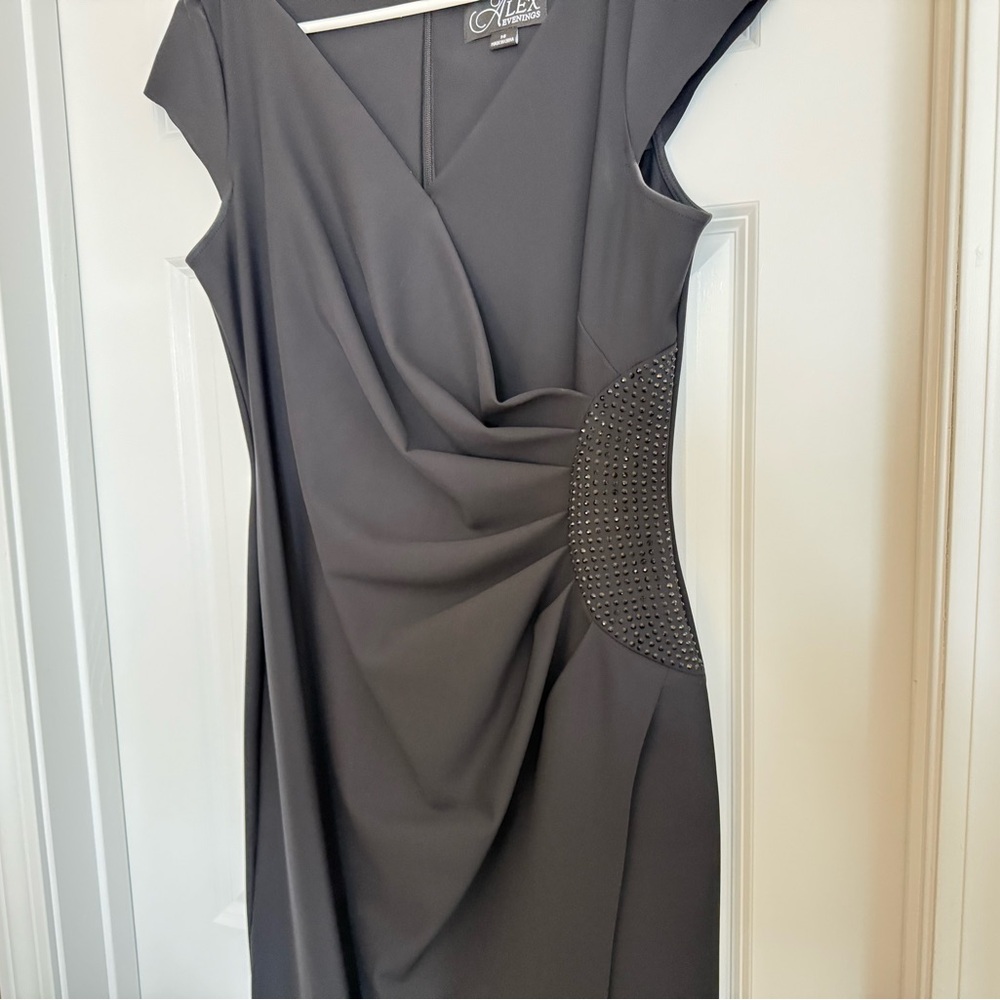 Alex Evenings  Black Cap Sleeve Dress! Never worn!!